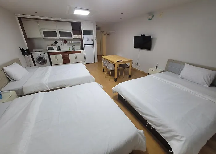 Sunny House Aparthotel Seul